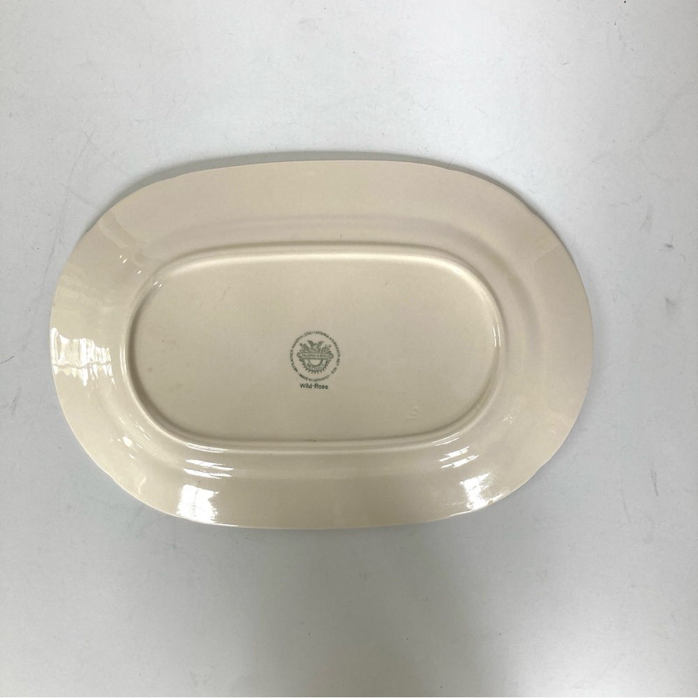 Wild Rose 13” oval platter, Villeroy & Boch - Picture 2 of 3